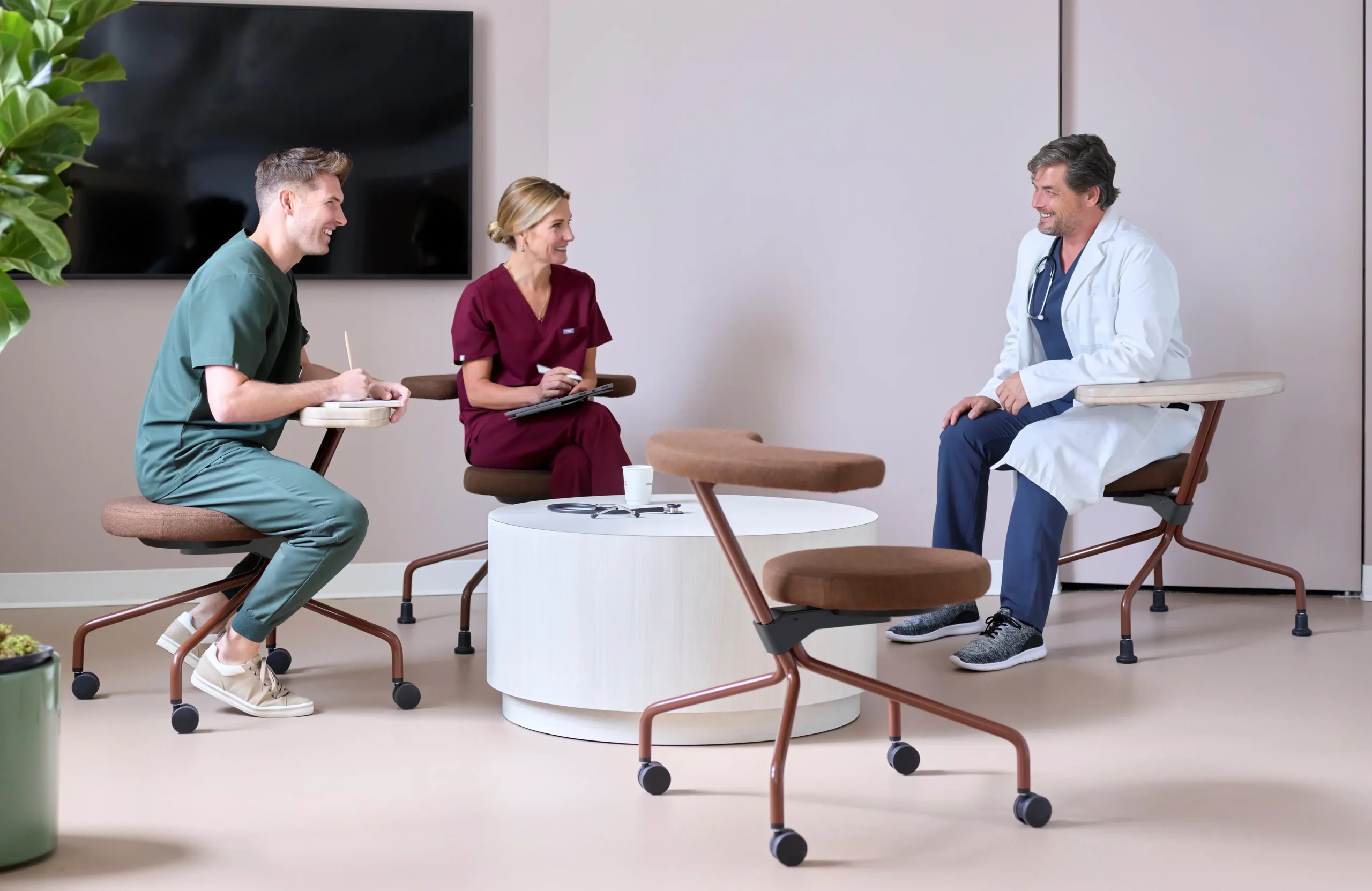 Dedicated spaces for collaboration allow care teams to share knowledge, discuss cases, and problem-solve together. Comfortable seating and flexible layouts encourage communication, which strengthens teamwork and supports better patient outcomes.