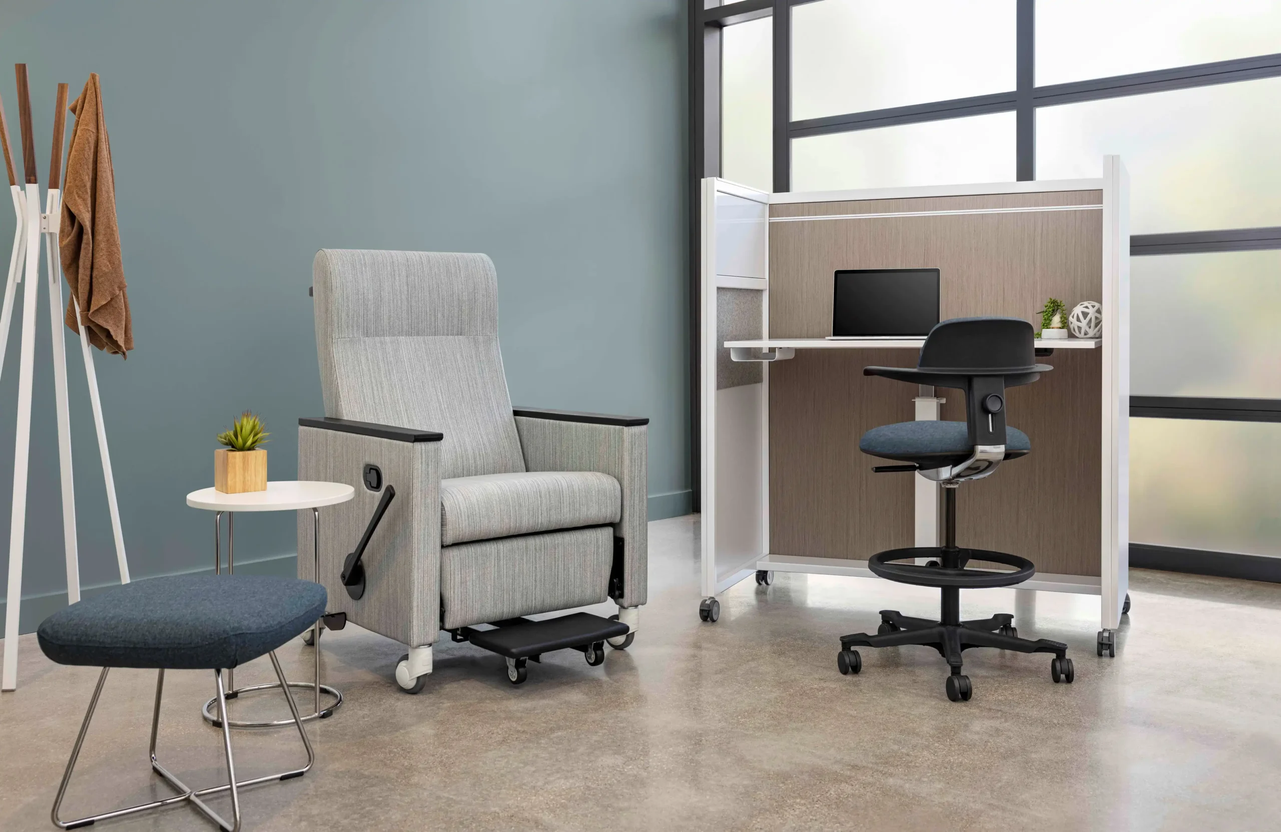 Consult spaces are designed to support private conversations between caregivers, patients, and families. Comfortable seating, approachable layouts, and integrated technology foster communication, helping patients better understand their care and treatment options.