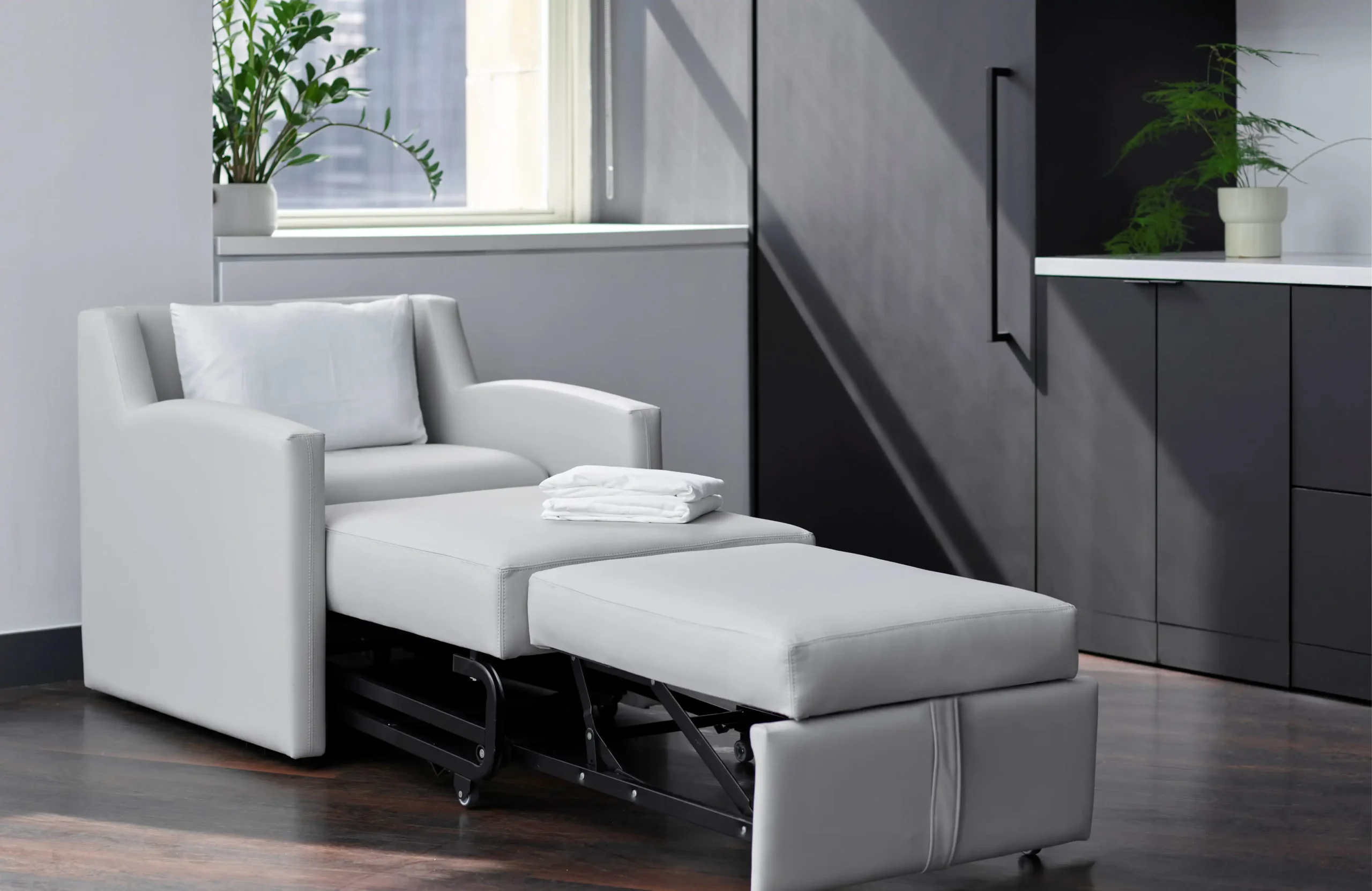Sleeper chairs provide family members with a comfortable place to rest while staying close to their loved ones. Designed with durable, cleanable upholstery and smooth conversion mechanisms, they enhance both comfort and infection control in patient rooms.